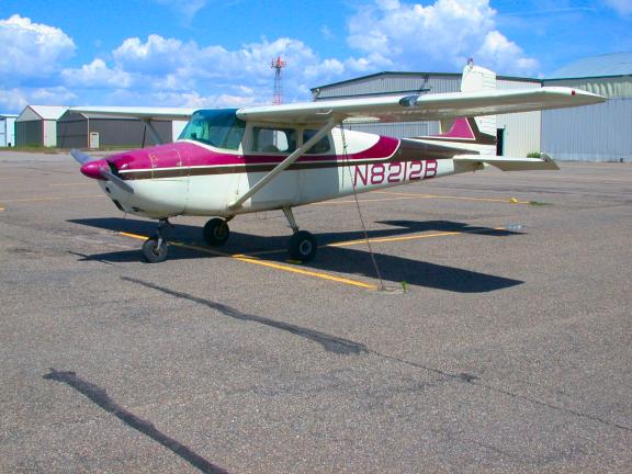 1957 Cessna 172 N8212B